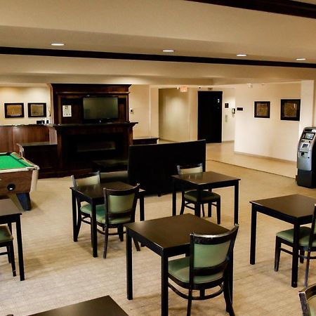 Black Gold Suites Stanley Екстер'єр фото