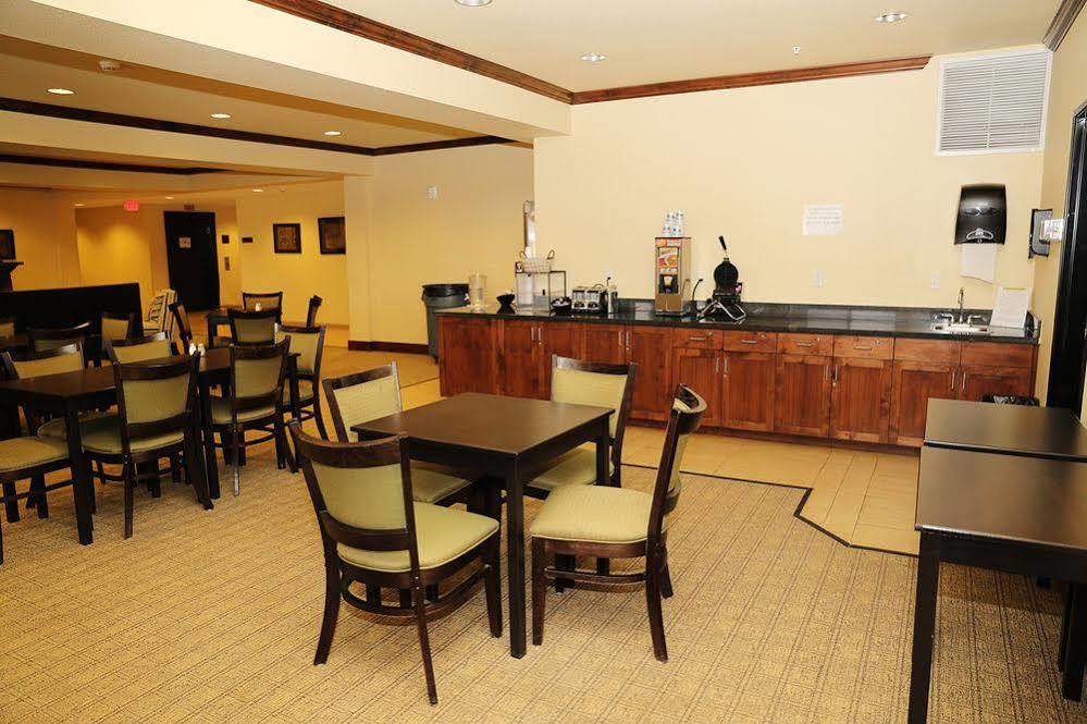 Black Gold Suites Stanley Екстер'єр фото